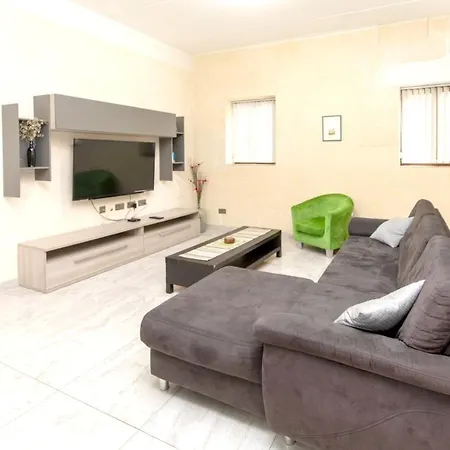 فيلة 5 Bedrooms With Private Pool At Ix Xewkija