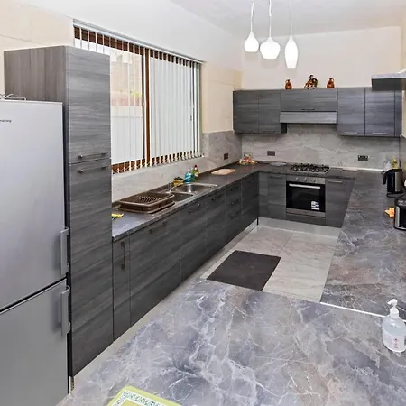 فيلة 5 Bedrooms With Private Pool At Ix Xewkija